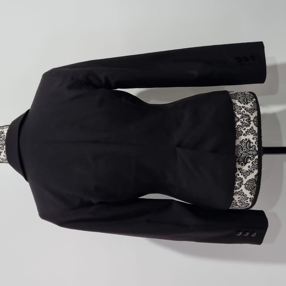 Hot options, black corporate blazer, fitted waist, shoulder pads, size 10 - Picture 4 of 8